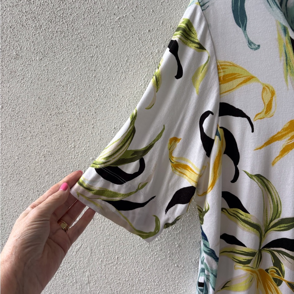 Chico’s Large Tropical Palm Leaf Short Sleeve Tee Casual Beach Cruise Resortwear - Picture 6 of 9